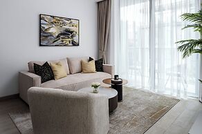 Waves - Luxury Meets Comfort Modern 1
