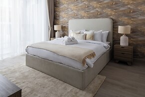 Waves - Luxury Meets Comfort Modern 1