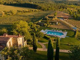 Villa in Tuscany With Pool & Panoramic Views
