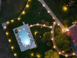 Villa in Tuscany With Pool & Panoramic Views