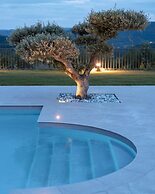 Villa in Tuscany With Pool & Panoramic Views