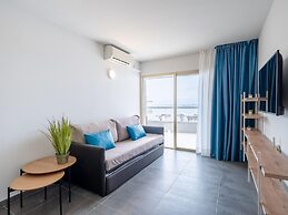 Chic Stay by the Beach