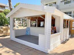 Chic Stay by the Beach