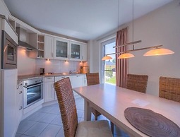 Ferienhaus mit Grosser Terrasse