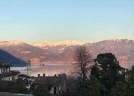 Oggebbio Getaway With Views