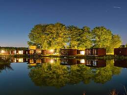 Luxurious Nature Escape
