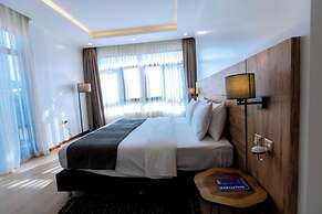 Maya Residences