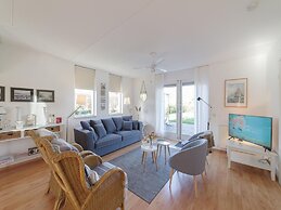 Spacious Holiday Home With Sauna Near Beach