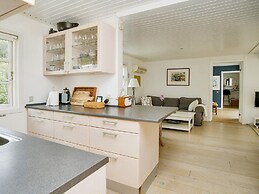 10 Person Holiday Home in Graested