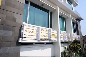Point C Hotel