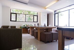 Point C Hotel