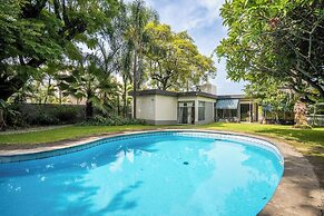 Family-Friendly Oasis with Pool