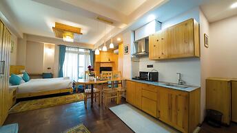 Lalit Service Apartment