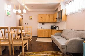 Lalit Service Apartment