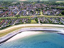 Oyster Coast: Sauna and Family Charm
