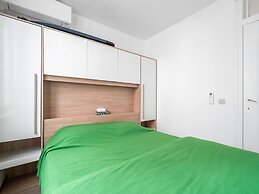 Renovated Apartment Near Beach