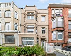 Renovated Apartment Near Beach
