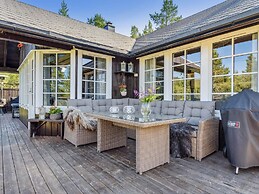 4 Star Holiday Home in Storsteinnes