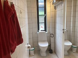 6 Person Holiday Home in Give