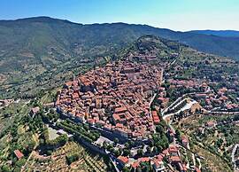 Villa in Tuscany With Pool Near Cortona