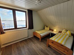 Apartment With Private Terrace in Nessmersiel