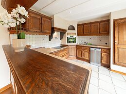 Stunning Holiday Home in Recht