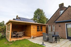 Cosy Holiday Home With Garden