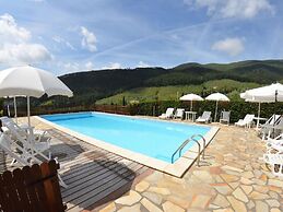 Spacious Cottage in Buti