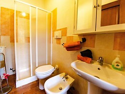 Spacious Cottage in Buti
