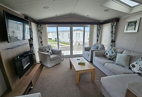 Mini Lodge Robin Hood Holiday Park