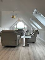 Luxury Waterfront Apartment