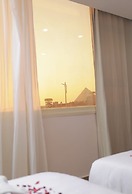 Brilliant Pyramids View Inn