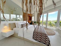 The Cruise Managed by CPM Bali