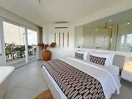 The Cruise Managed by CPM Bali