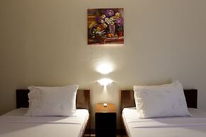 Jun's Inn