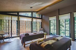 Plataran Puncak Resort