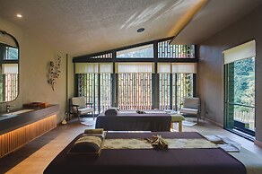 Plataran Puncak Resort