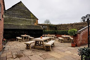 The Olde Coach House Inn