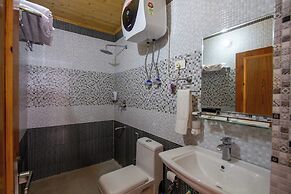 Hotel Cherry Manali