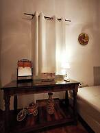 Authentic White House in Paros Lefkes