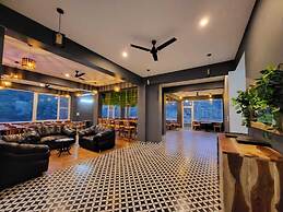 Hotel Alchemy Bistro & Inn