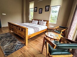 Hotel Alchemy Bistro & Inn