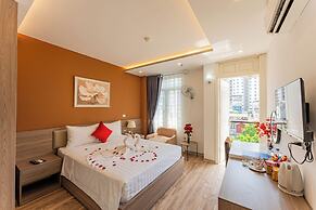 Moon Hotel Do Quang