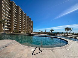Oceanfront Vibes Iconic Beachside Getaway
