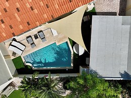 Safir 8