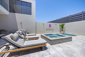 Catalina Residence Apt 3 - L.g. Smith Boulevard 546-j