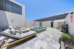 Catalina Residence Apt 3 - L.g. Smith Boulevard 546-j