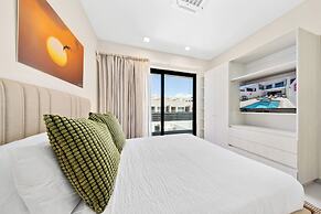 Catalina Residence Apt 3 - L.g. Smith Boulevard 546-j
