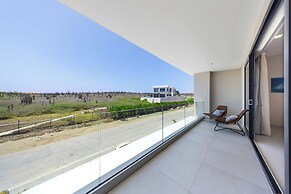 Catalina Residence Apt 3 - L.g. Smith Boulevard 546-j