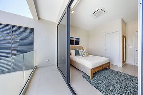 Catalina Residence Apt 3 - L.g. Smith Boulevard 546-j